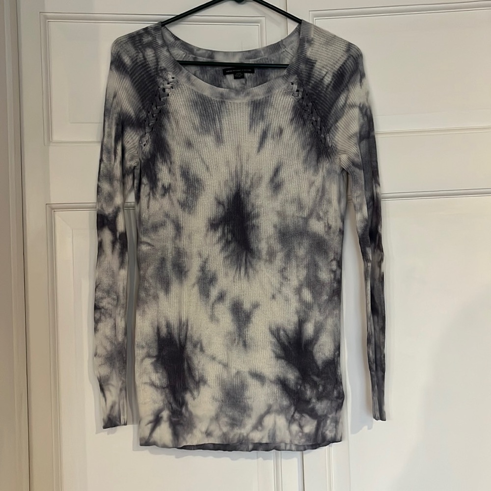 American Eagle tie dye sweater
